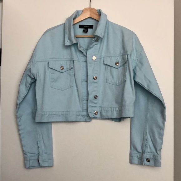 Cropped denim jacket